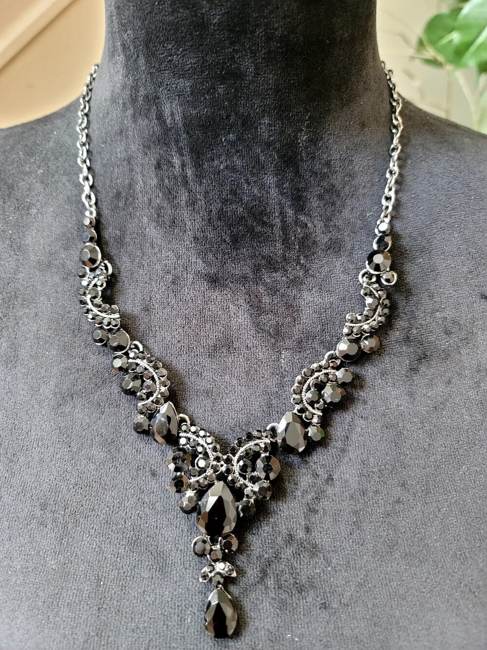 Black Rhinestone Statement Necklace Gothic Victorian Crystal Drop Bib Collar